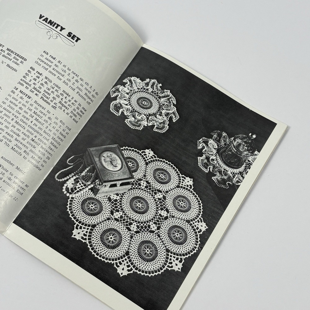 Vintage Lily Design Book Doilies Crochet Pattern Booklet No. 208 HTF Rare - Picture 4 of 9
